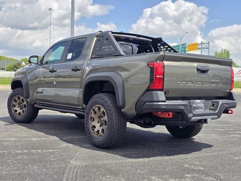 New 2026 Toyota Tacoma 4x4 Double Cab Hybrid image 15