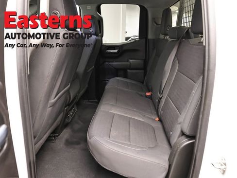 Used 2021 Chevrolet Silverado 1500 LT AWD/4WD image 23