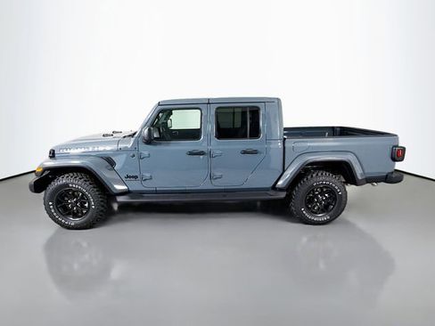 New 2025 Jeep Gladiator Sport image 4