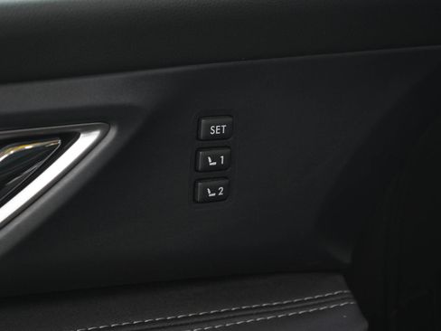 Used 2023 Subaru Ascent Limited image 24