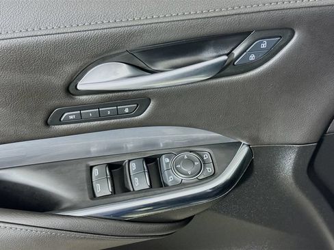 Used 2025 Cadillac XT4 Premium Luxury w/ Cold Weather Package FWD image 18