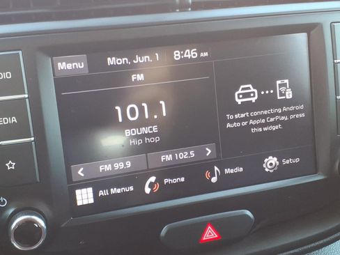 Used 2022 Kia Soul LX w/ Technology Package FWD image 23