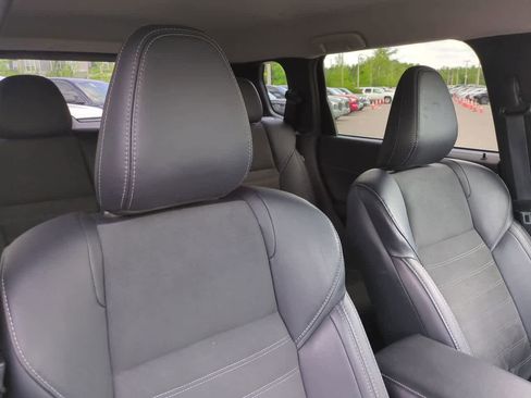Used 2025 Mitsubishi Outlander SE AWD/4WD image 7