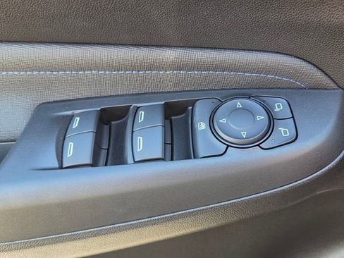 New 2026 Buick Envista Sport Touring w/ Convenience I Package FWD image 17