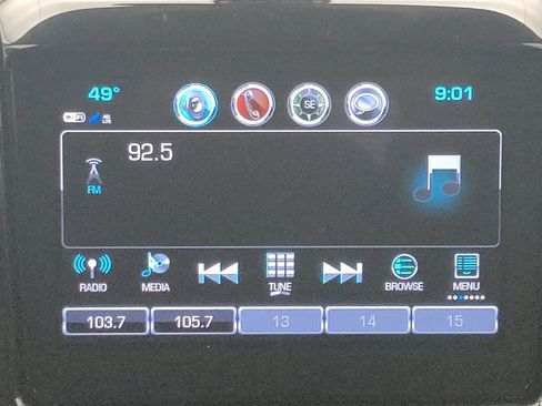 Used 2018 Chevrolet Traverse LT image 25