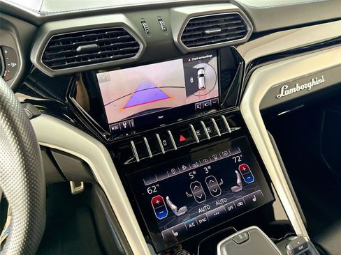 Used 2020 Lamborghini Urus AWD/4WD image 20