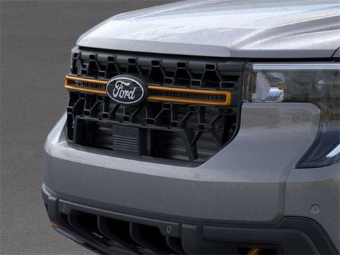 New 2025 Ford Maverick Tremor image 18