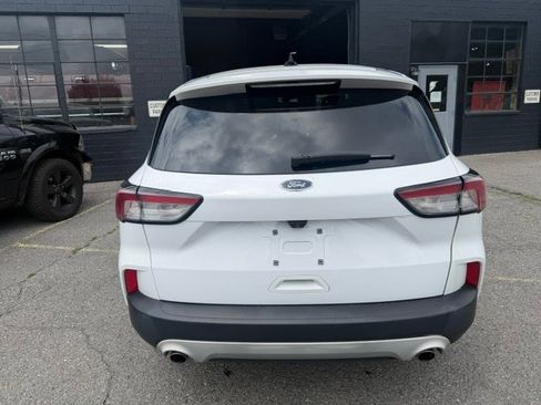 Used 2020 Ford Escape SE AWD/4WD image 3