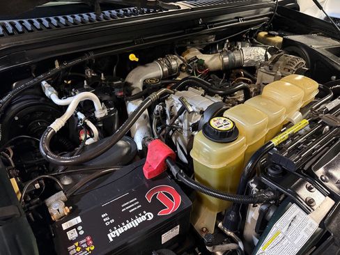 Used 2001 Ford F350 Lariat image 46