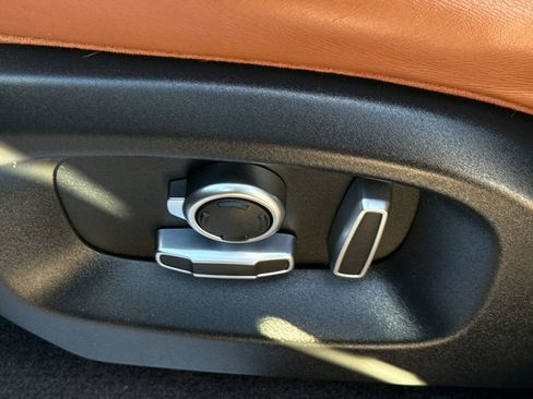 Used 2016 Land Rover Range Rover Sport Supercharged image 25