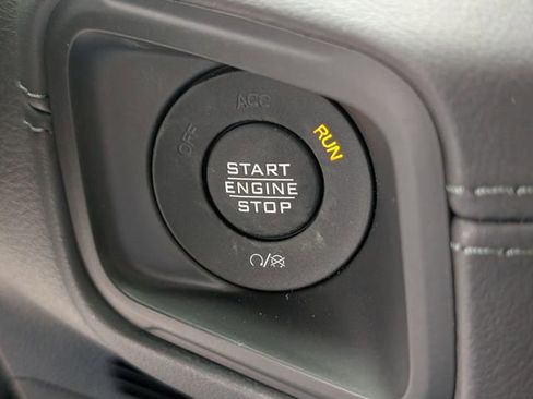 New 2026 Jeep Gladiator Sahara image 21