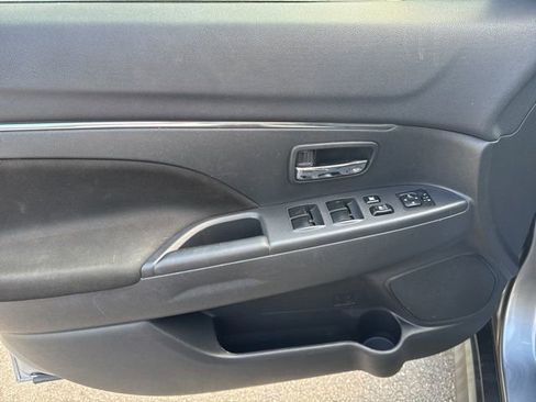 Used 2020 Mitsubishi Outlander Sport AWD image 7