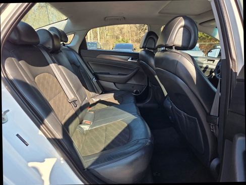 Used 2017 Hyundai Sonata Sport w/ Value Edition Package 02 image 13