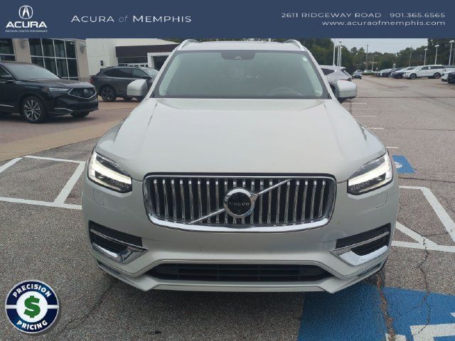 Used 2020 Volvo XC90 T6 Inscription w/ Protection Package Premier AWD/4WD image 11