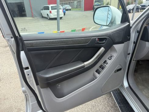 Used 2003 Toyota 4Runner Limited image 5