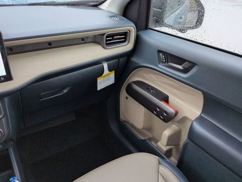 New 2026 Ford Maverick Lariat image 19