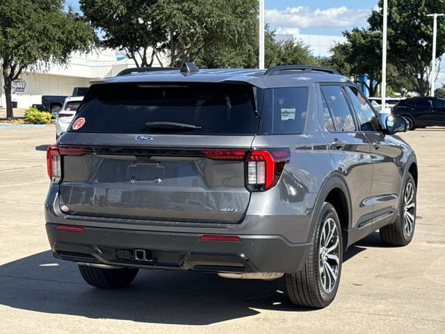 Used 2025 Ford Explorer ST-Line AWD/4WD image 5