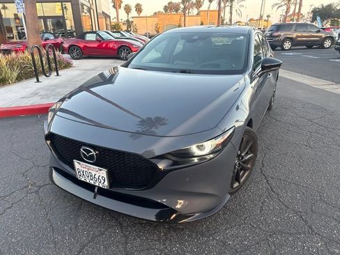 Used 2021 MAZDA MAZDA3 Hatchback w/Premium Plus Pkg AWD/4WD image 41