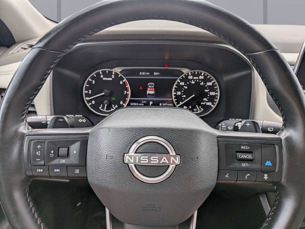 Used 2025 Nissan Rogue SV AWD/4WD image 40