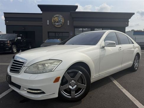 Used 2010 Mercedes-Benz S 550 image 1