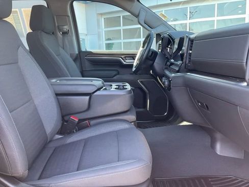 Certified 2023 Chevrolet Silverado 1500 LT AWD/4WD image 10