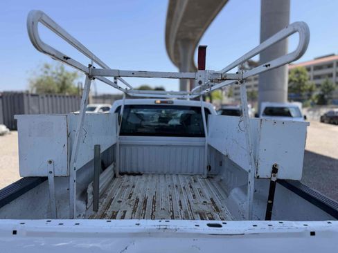 Used 2013 Ford F250 XL RWD image 14