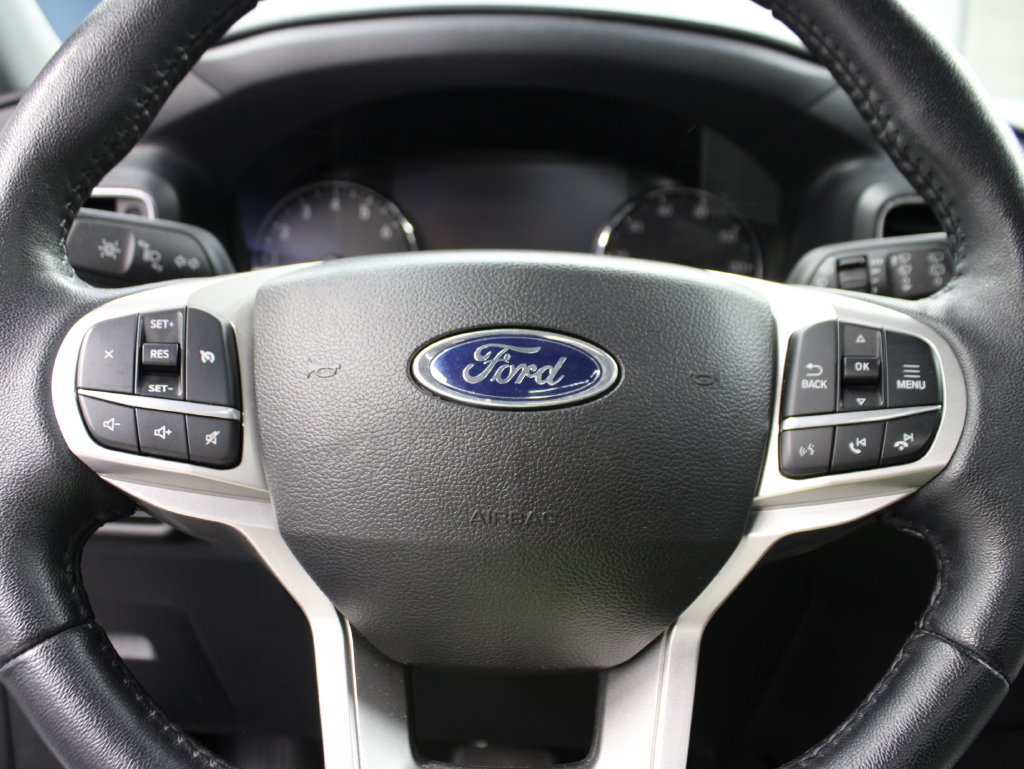 Used 2023 Ford Explorer XLT w/ XLT Sport Appearance Package AWD/4WD image 54