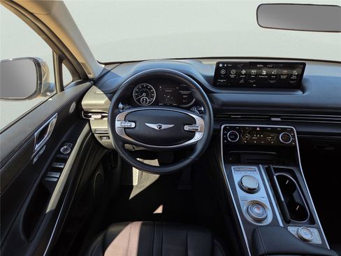 Used 2024 Genesis GV80 2.5T image 31