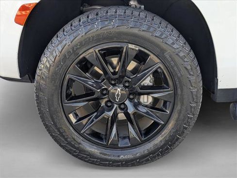 Used 2022 Chevrolet Tahoe Z71 w/ Luxury Package image 27