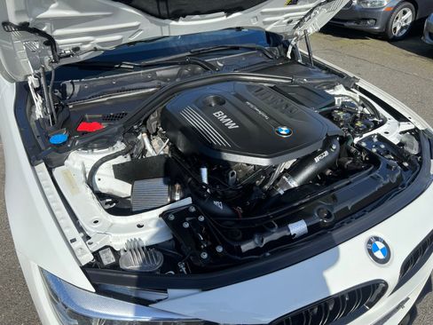 Used 2019 BMW 440i Coupe w/ M Sport Package image 17