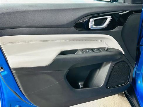 Certified 2022 Jeep Compass Limited image 26