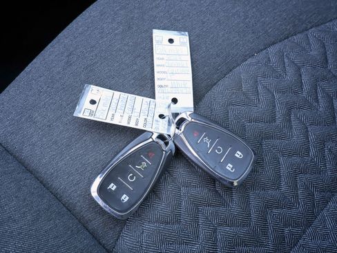 Used 2022 Chevrolet Equinox LT image 28