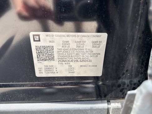 Used 2020 Chevrolet Equinox LT AWD/4WD image 26
