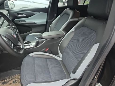 Used 2024 Buick Envista Preferred w/ Convenience I Package image 9