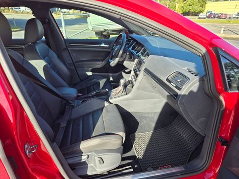 Used 2015 Volkswagen GTI Autobahn image 11