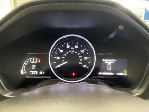 Used 2021 Honda HR-V Touring image 25