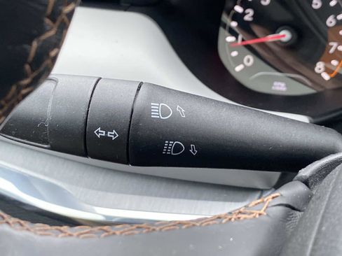 Certified 2022 Jeep Compass Limited w/ Sun and Sound Group image 19