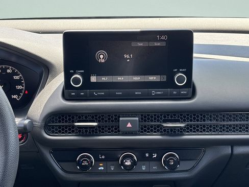 Used 2023 Honda HR-V LX image 21