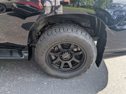 Used 2021 Lexus GX 460 Premium w/ Premium Package AWD/4WD image 22