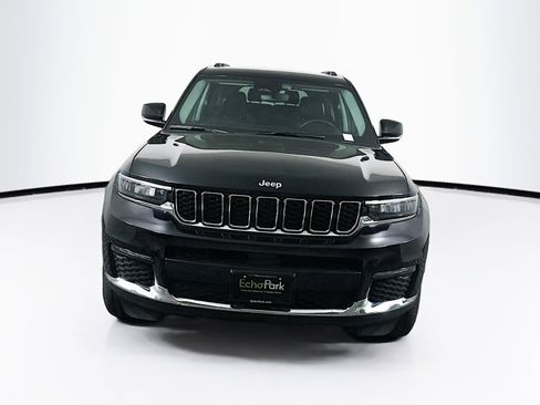 Used 2023 Jeep Grand Cherokee L Limited image 2