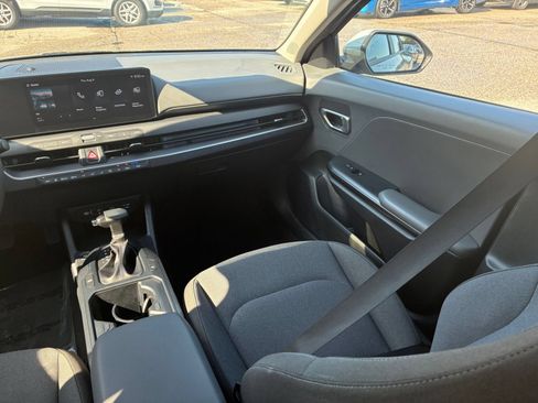 Used 2025 Kia K4 FWD image 30