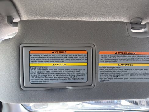 Used 2017 Nissan Frontier PRO-4X image 24