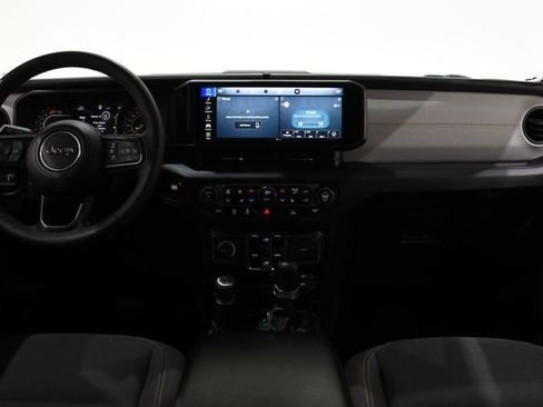 Used 2024 Jeep Wrangler Unlimited Sport AWD/4WD image 12
