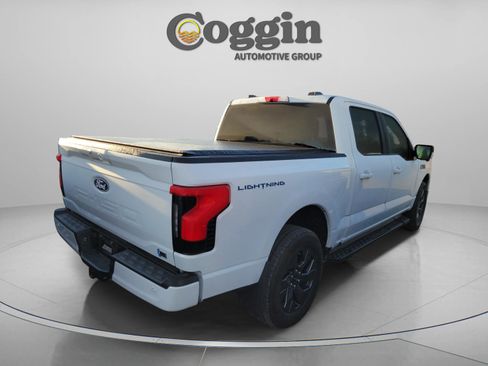 Used 2024 Ford F150 Lightning Flash image 3