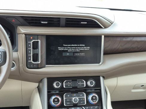 Used 2022 GMC Yukon Denali image 29