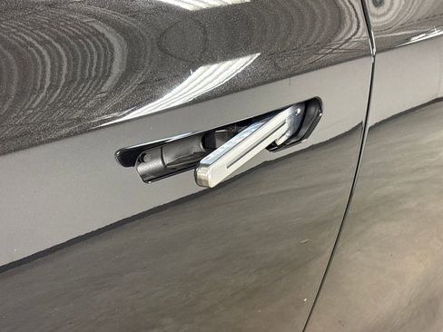 New 2026 Cadillac Vistiq Premium Luxury image 11