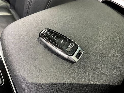 Used 2023 Audi Q7 3.0T Premium Plus w/ Premium Plus Package AWD/4WD image 36