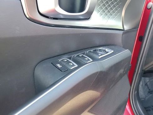 Used 2023 Kia Sorento EX w/ Panoramic Sunroof Package image 15