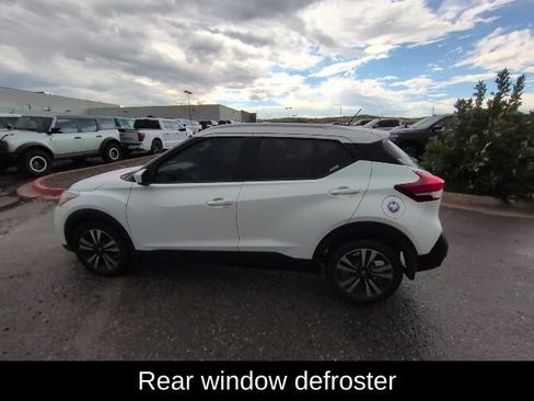 Used 2019 Nissan Kicks SV FWD image 10