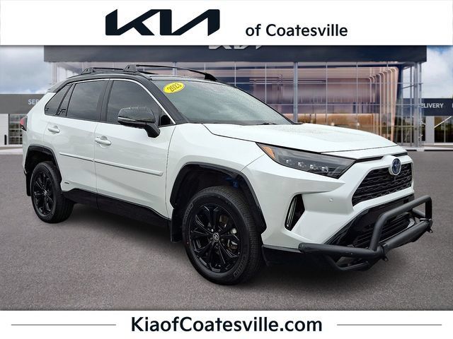 Used 2023 Toyota RAV4 XSE AWD/4WD image 1